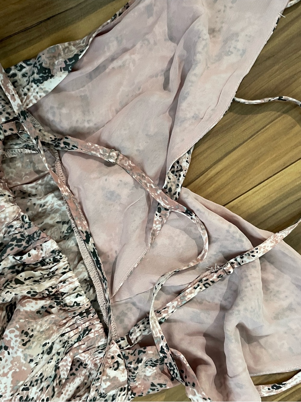 Sleeveless Pink Snakeskin Print Maxi Dress size M new never worn lightweight - Picture 5 of 5